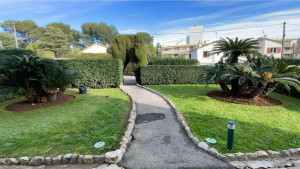 Photo de galerie - Entrée de jardin résidentiel
