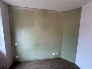 Photo de galerie - Rénovation d'une chambre, Rebouchage des petits trous, ponçage, époussetage,
