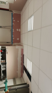 Photo de galerie - Le faux plafond en dalles 60 a été réalisé par Plaquiste TOUDO, avec une satisfaction totale du client.