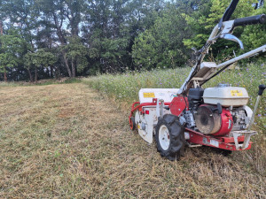 Photo de galerie - Location matériel  avec ou sans opérateur 
