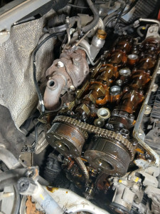 Photo de galerie - Remplacement chaine distribution Renault capture 1.2l tce