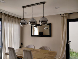 Photo de galerie - Installation d'un lustre suspendu 