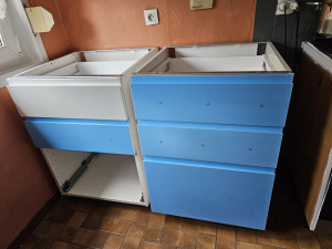 Photo de galerie - J'ai réalisé l'assemblage et l'ajustement des tiroirs Maximera destinés à un meuble de cuisine de la marque Ikea.