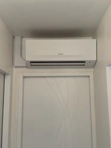 Photo de galerie - Pose d’un monosplit dans un couloir pour desservir 3 chambres 