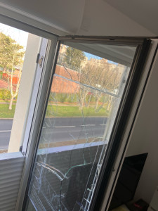 Photo de galerie - Changement tout type de menuiserie, vitrage sur commande