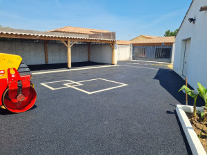 Photo de galerie - Enrobes aménagements extérieurs