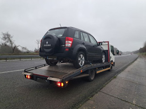 Photo de galerie - Est à votre disposition pour le dépannage- remorquage de vos véhicules, 
                        7/7