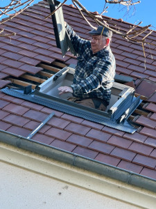 Photo de galerie - Création et pose d’un nouveau VELUX