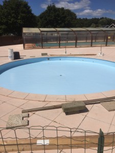 Photo de galerie - Rénovation piscine.
Réalisé en fibre de verre.