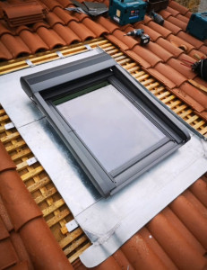 Photo de galerie - Pose velux 