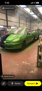 Photo de galerie - Je peux aussi faire du sur mesure ? voici un véhicule fait pour un mariage avec un collègue ?