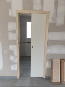 Photo de galerie - Pose porte a galandage 