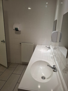 Photo de galerie - Nettoyage complet des sanitaires 