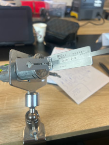 Photo de galerie - Ouverture de porte Voiture