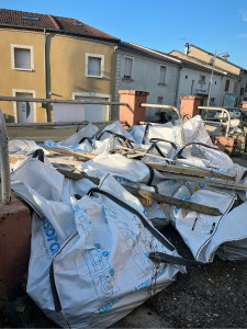 Photo de galerie - Bricolage et multi services