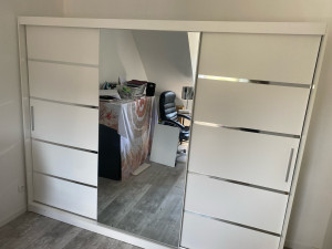 Photo de galerie - Montage d’une Armoire 