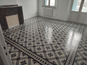 Photo de galerie - Après décapage et mise en cire 