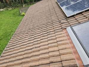 Photo de galerie - Nettoyage toiture à hydrofuge et 
 