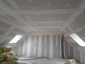Photo de galerie - Aménagement de comble. 
Isolation, Raillage, Placo, Joint. 