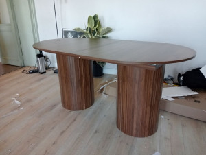 Photo de galerie - Installation d'une table 
missions terminé 
on sert toujours à satisfaire le besoin de notre client 