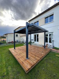 Photo de galerie - (APRES) Terrasse plus pergola
