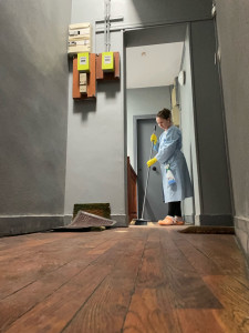 Photo de galerie - Escaliers et rampes vitrification lavage cirage