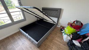 Photo de galerie - Montage d’un lit coffre