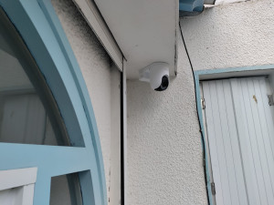 Photo de galerie - Installation d'une caméra de sécurité extérieure wifi 
