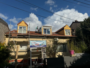 Photo de galerie - Rénovation d’une couverture avec création de 3 chiens assis 