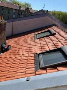 Photo de galerie - Après pose des tuiles travaux réalisés par noble couverture Weiss 
