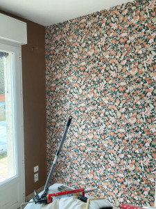 Photo de galerie - Tapisseries et peinture 