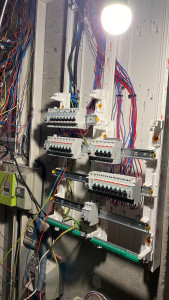 Photo de galerie - Mise en place nouveau tableau électrique 2