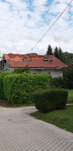 Photo de galerie - Renovation toiture complète avec
 ouverture 4 velux 