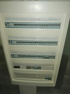 Photo de galerie - TABLEAU GENERALE MAISON