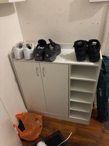 Photo de galerie - Montage d’un meuble à chaussures 