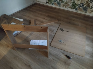 Photo de galerie - Montage d'une table a manger pliable 