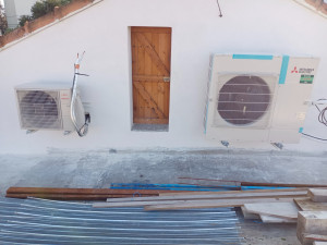 Photo de galerie - Pose d'une climatisation gainable et d'un chauffe eau thermodynamique