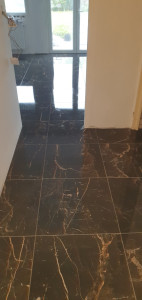 Photo de galerie - Carrelage 60x60 marbré 
