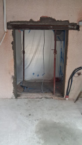 Photo de galerie - Ouverture d'une porte fenêtre et pose des IPN