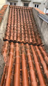 Photo de galerie - Remise de volige et remise en place tuile 