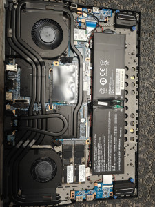 Photo de galerie - Réparation, PC portable, changement de batterie, Ram et SSD, nettoyage inclus.