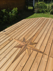 Photo de galerie - Terrasse Pin us avec rose des vent 