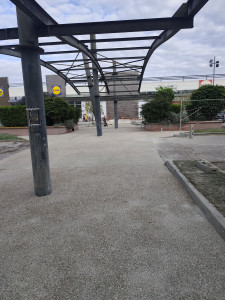 Photo de galerie - 600m2 de béton desactivee