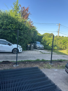 Photo de galerie - Pose de clôture rigide 