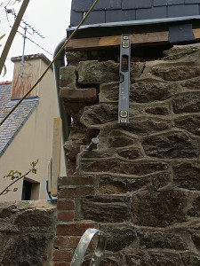 Photo de galerie - Remontage chaînette en briques pleine 