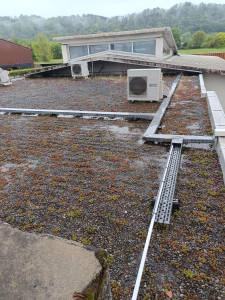 Photo de galerie - Pose de gaine pour acheminer la fibre optique 