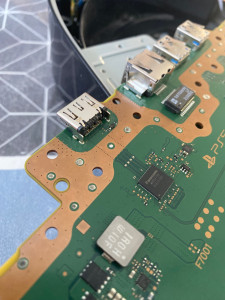 Photo de galerie - Connecteur HDMI PS5