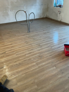 Photo de galerie - Fourniture et pose carrelage imitation parquet 