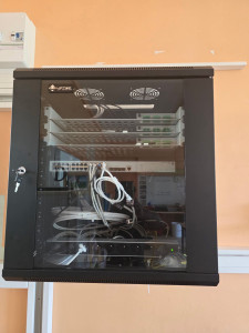 Photo de galerie - Pose de 3 plateau poir alimenté 4 logement avec un abonement de 29euro fibre