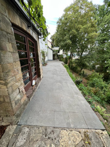 Photo de galerie - Carrelage sur les terrasses